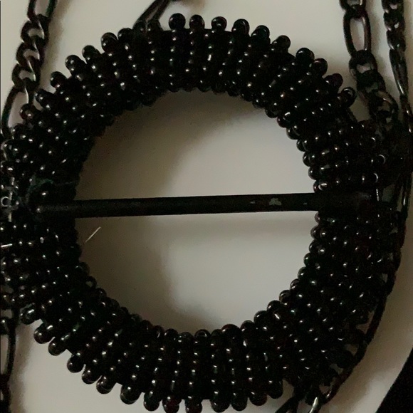 Black chain & scarf clasp you get both 24” chain - Picture 3 of 6